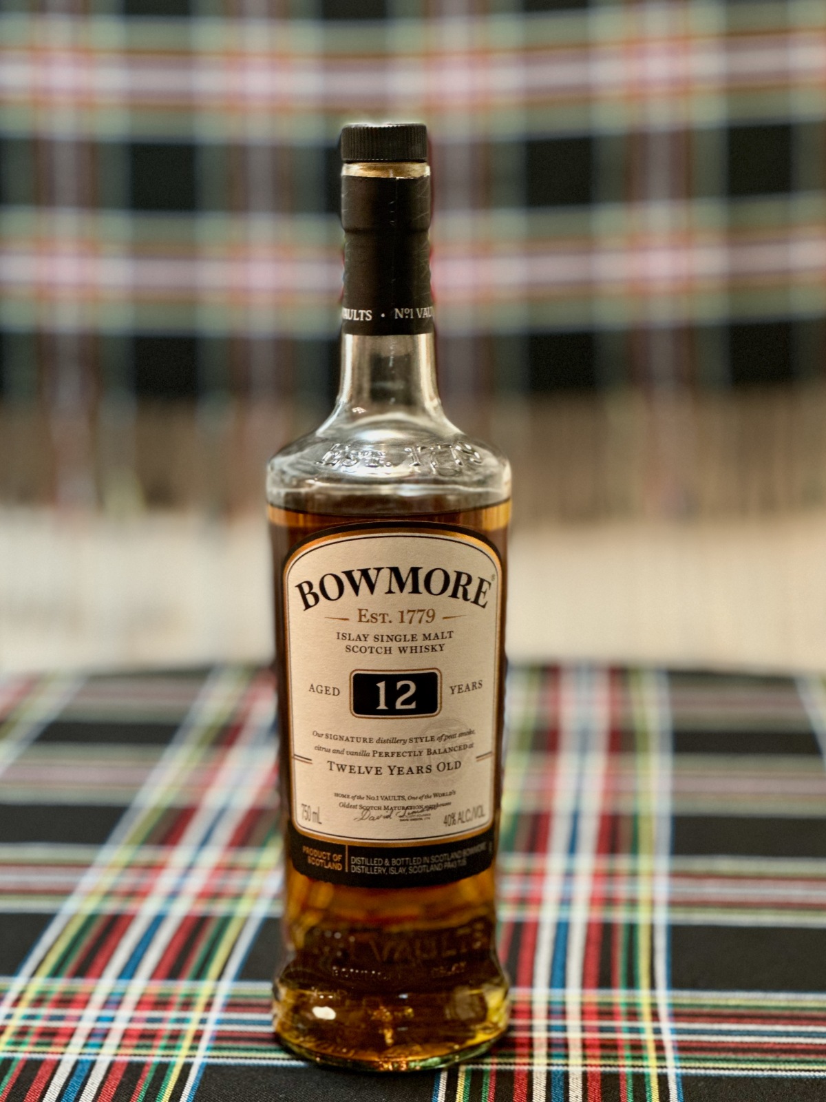 Scotch Review Video – Bowmore 12 yr
